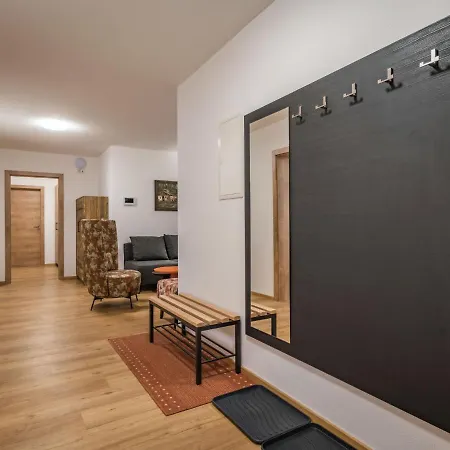 Montec-3 By Interhome هيباخ