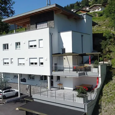 Montec-3 By Interhome هيباخ