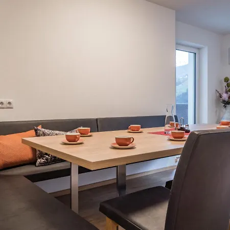 Montec-3 By Interhome Apartmán *