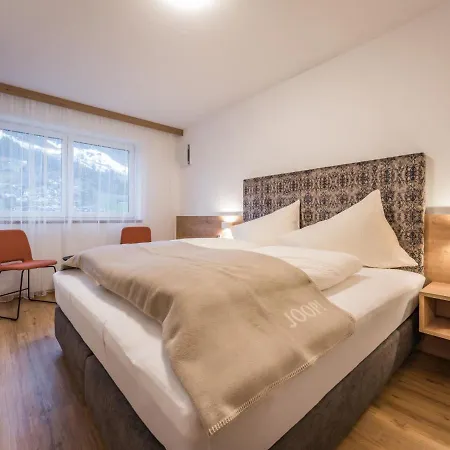 Montec-3 By Interhome