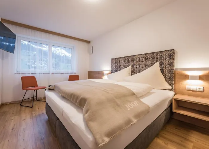 Montec-3 By Interhome